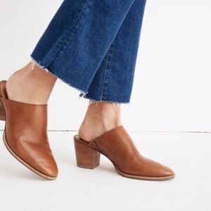 Nine West Tan Leather Mules